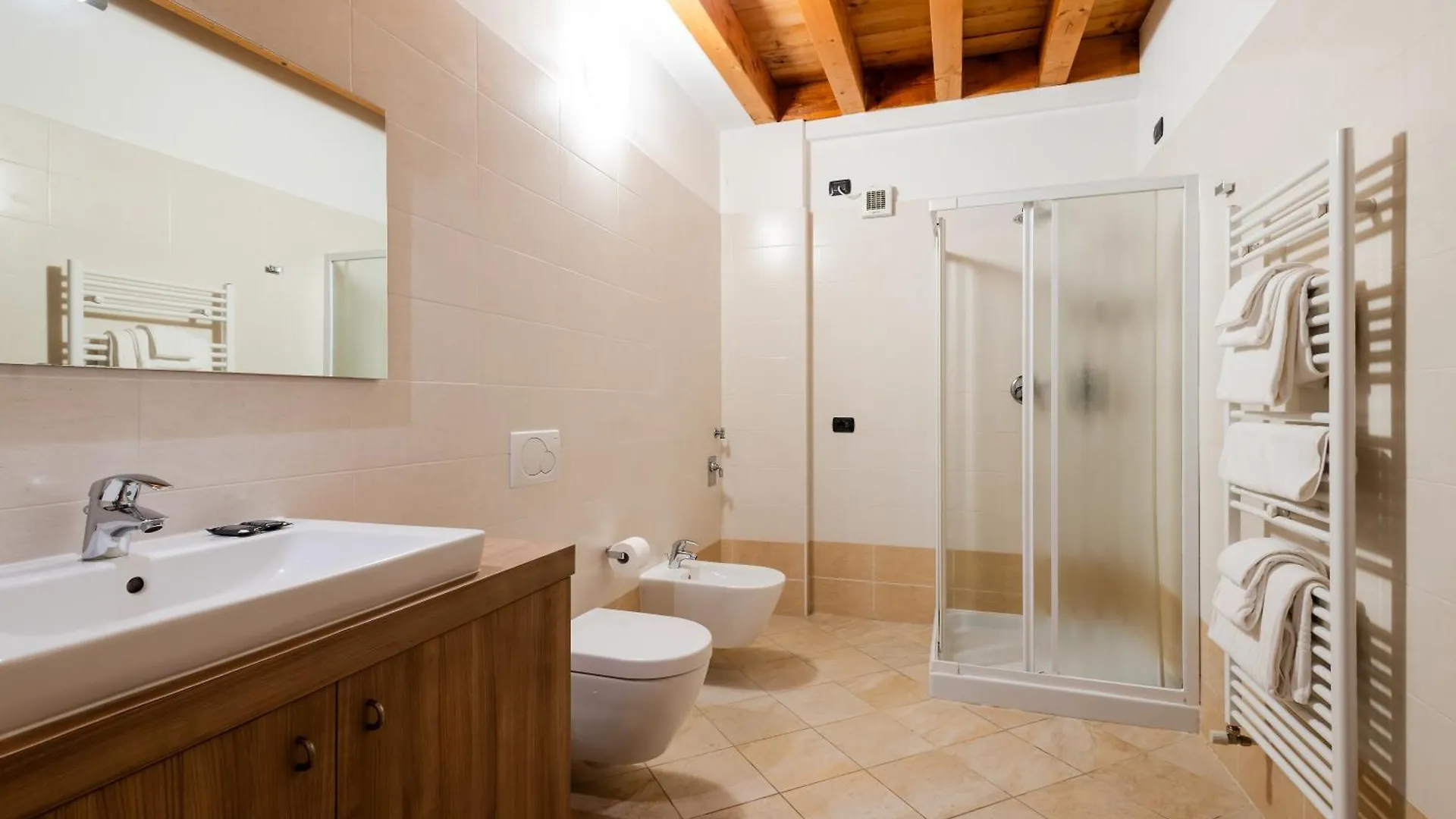 Cascina Borghetta Villa Sirmione 0*,  Italië